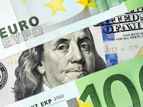 Firtinalar dovizi vurdu dolar ve euro rekor ustune rekor tazeliyor vSxeN269.jpg