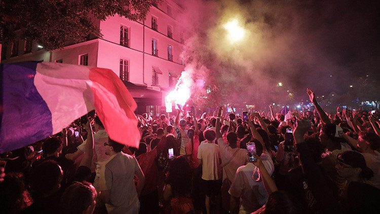 Fransa fasi eledi paris karisti 2RafcU7e.jpg