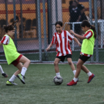 Futbol akademisinde yaz donemi BeeOfIBG.webp