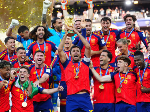 Futbolda ispanya yuzyili QcdrDtxr.jpg