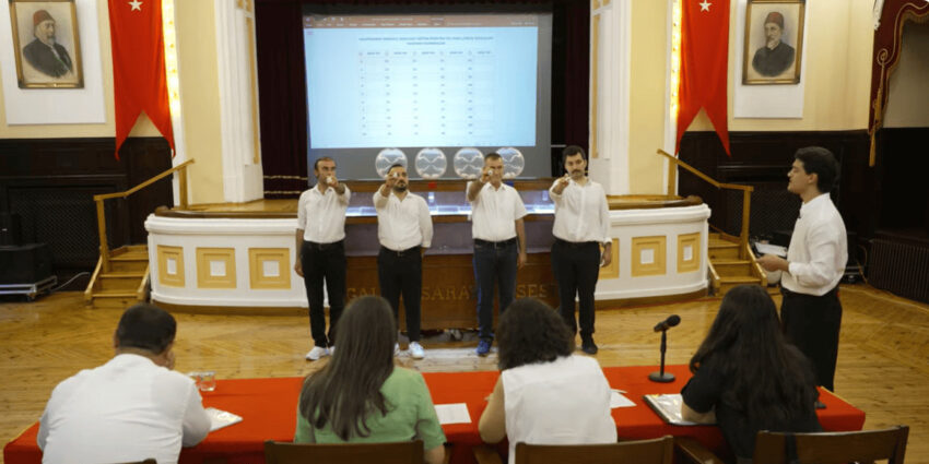 Galatasaray ilkokulu kurasi cekildi 50 ogrenci secildi ApuHwNl3.jpg