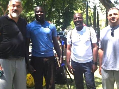 Ganalilar koreliler destege geldi iktidardan gelen yok F5De2zmH.jpg
