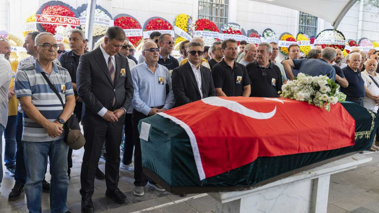 Gazeteci Çetin Gürel İzmir’de son yolculuğuna uğurlandı