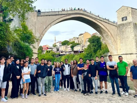 Gaziantepli lgs sampiyonlarina bosna hersek odulu pKbFlcN1.webp