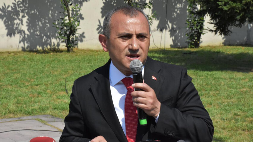 Geregini yaparsiniz kardas talimati dosyada vali sonel 4 suctan yeniden tutuklanmisti DAeT3dWx.jpg