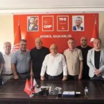 Gorevden alinan chp aydin il baskani saatci bizi gorevden alma yetkileri yok E4d3xpms.jpg