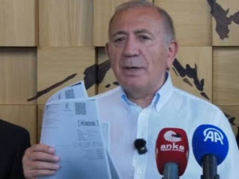 Gursel tekin gazeteciye hakaret iceren ses kaydi icin ozur diledi daha once dinlemedim dedi FTSb7GWf.jpg