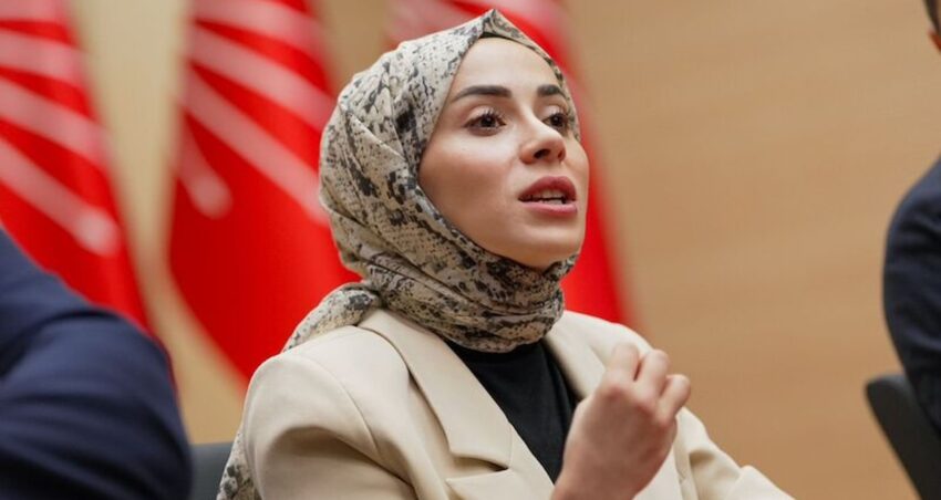 Gursel tekinin ekibindeki isim hedef aldi chpli sevgi kilic hukuki sureci baslatti ZPpxlQtO.jpg