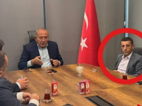 Gursel tekinin ozgur celiki agzini bozdu chpli kilici hedef aldi EWsTMT9Q.jpg