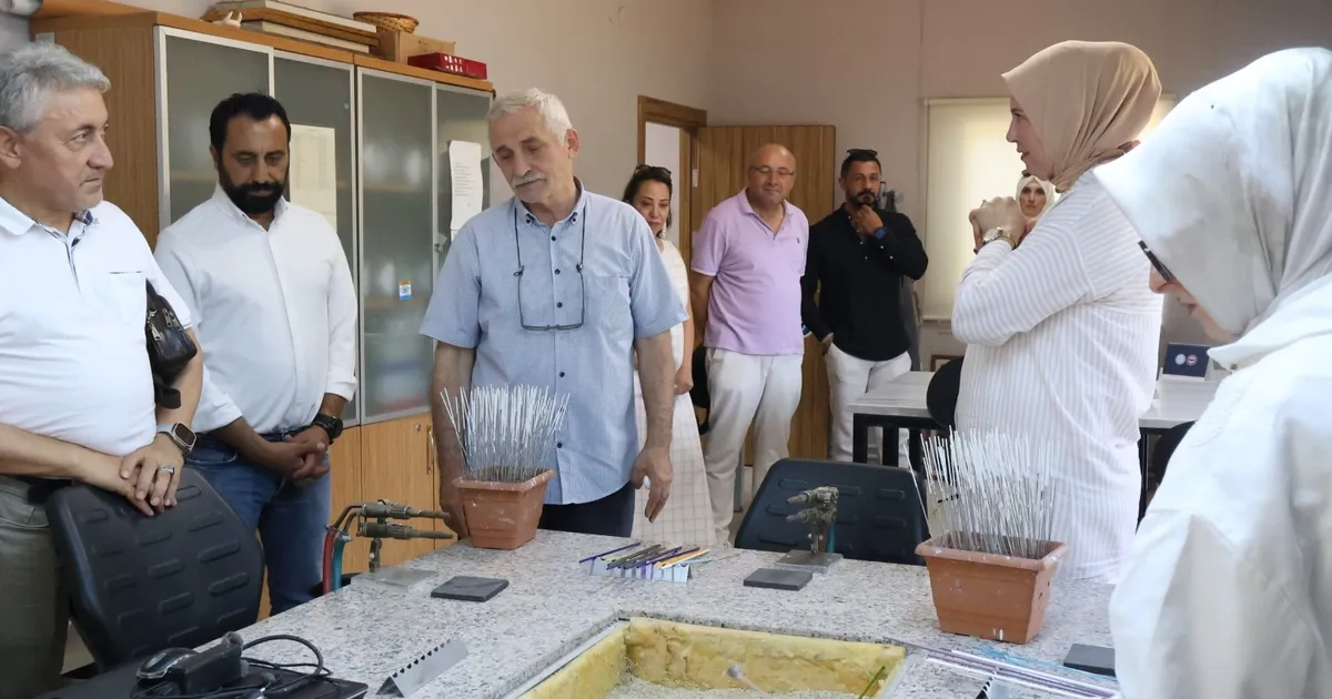 Halk Eğitim’den Beyaz Kalpler’e tam not