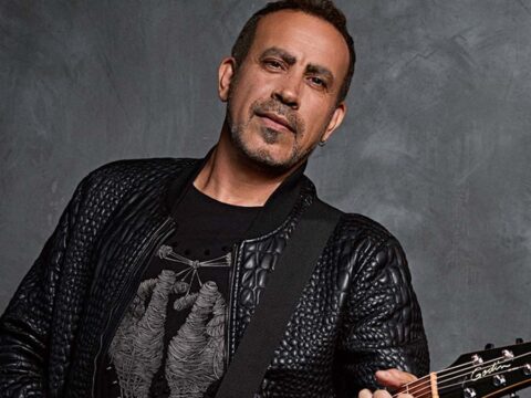 Haluk leventten evlilik vaadiyle buyuk tokat Dk896TYA.jpg