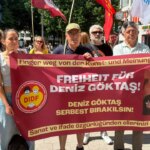 Hamburgda deniz goktasa destek protestosu kirF68AV.jpg