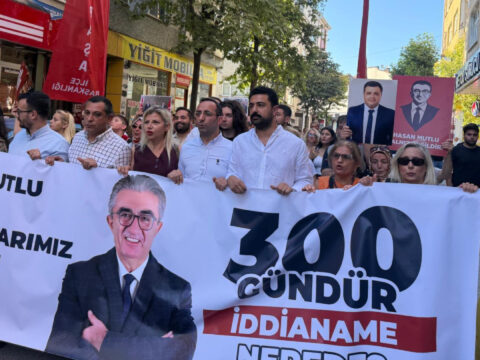 Hasan mutlu 300 gundur tutuklu chplilerden adalet yuruyusu dBT8RePj.jpg