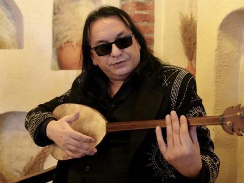 Hicbir albumde yok gokhan kirdarin sir gibi sakladigi sarki gun yuzune cikiyor Y9b2lpBj.jpg