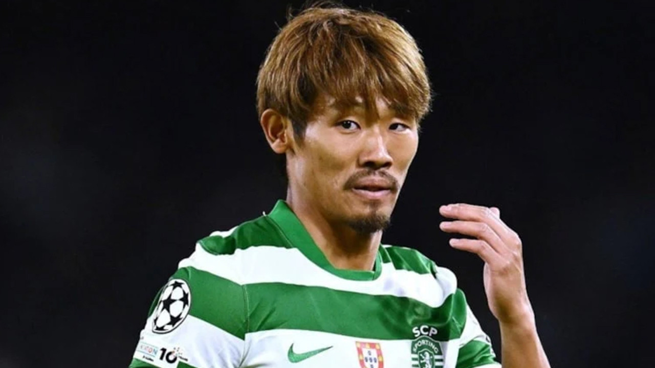 Hull City Sporting’ten ayrılan Hidemasa Morita’yı renklerine bağlıyor