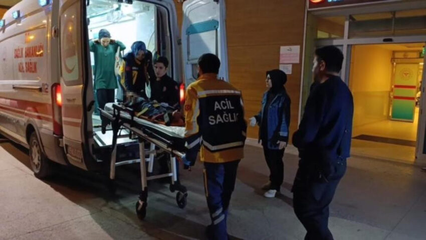 Ikinci kattaki pencereden dusen 5 yasindaki cocuk agir yaralandi yjFjIkqT.jpg