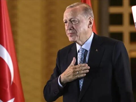 Iktidar genel aydinlatma giderleri icin daha fazla kesintiye hazirlanirken muhalefet tepkili belediyelere yuk bindiriliyor vNcPClcF.jpg