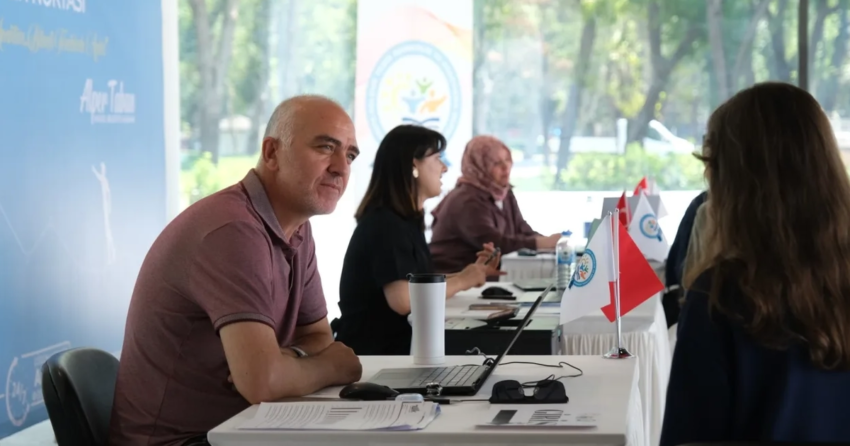 Inegol belediyesinden ogrencilere ucretsiz danismanlik GwFrCgzL.webp
