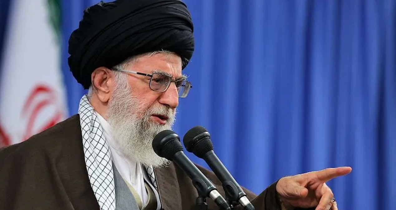 İran’ın eski lideri Hamaney için Tahran’da cenaze namazı kılındı
