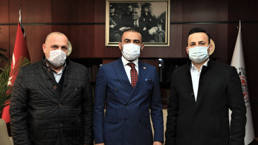 Iside para aktarirken makamda agirlandi yaptirimliyken devlet destekli dev projeye baskan oldu vBnUWZwO.jpg