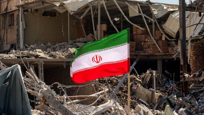 Israil basini tel aviv iran altyapisina yonelik genis capli saldiriya hazirlaniyor BOZbOtJH.jpg