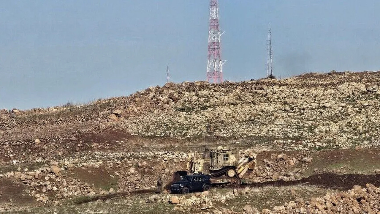 İsrail’den Suriye’nin güneyine yeni saldırı: Kuneytra kırsalı hedef alındı