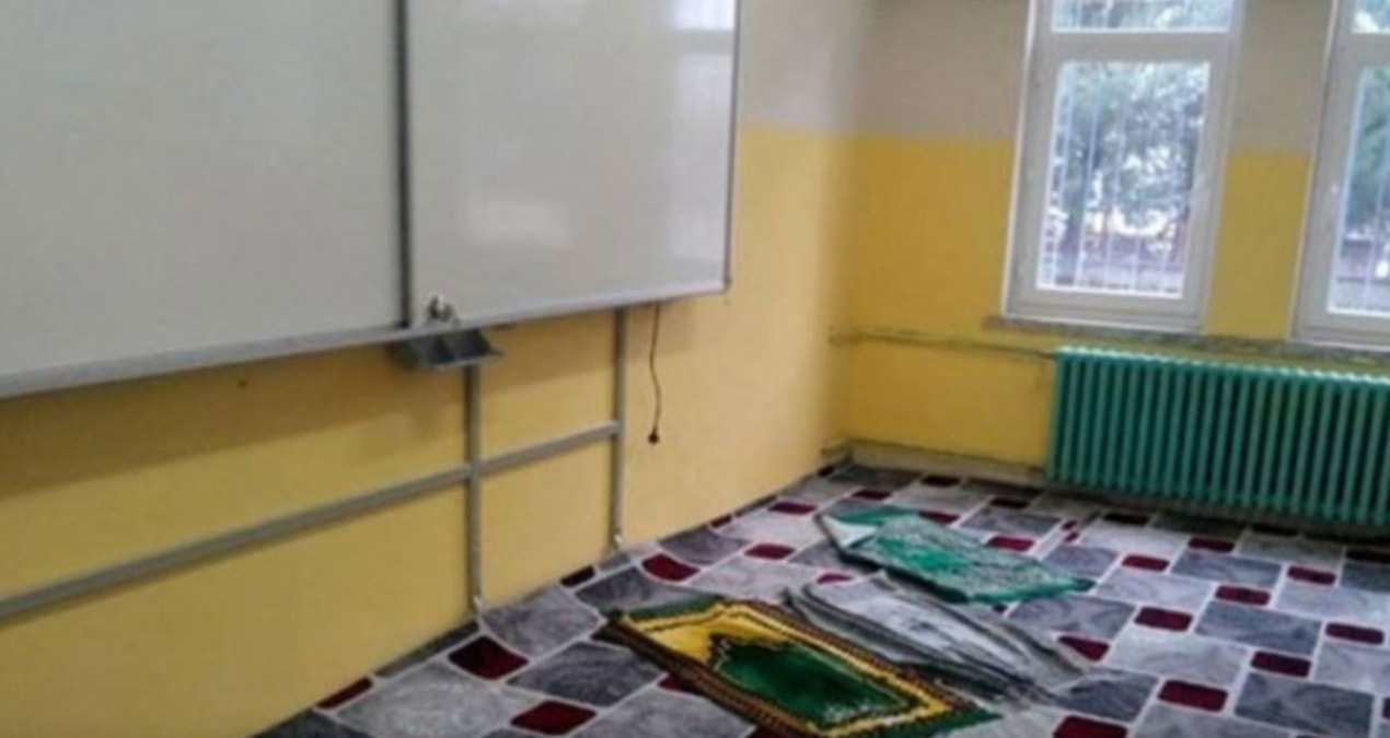 İstanbul Valiliği’nden okullarda ‘mescit’ talimatı