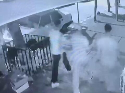 Istanbulda 8 aylik hamile esine tatli almaya cikti hayatinin sokunu yasadi YbTylTHr.jpg
