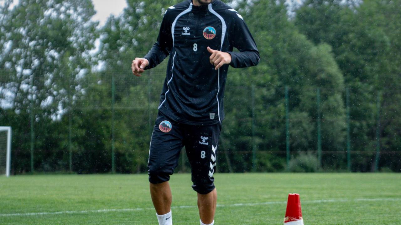 İsviçre’de yetişmişti! 1. Lig ekibine imza attı
