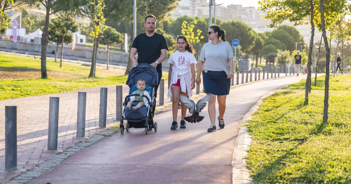 Izmir bornovada baskan eskiye hafta sonu molasi uDLCJpmY.webp