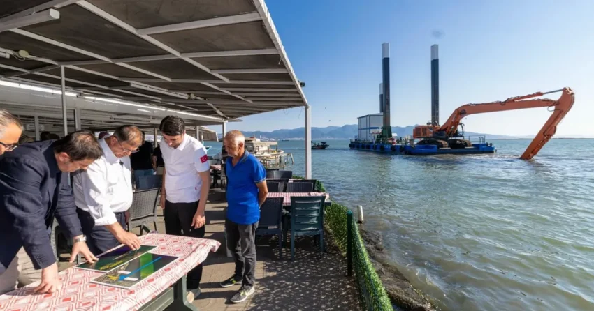 Izmir korfezinde dip tarama calismalariyla deniz yasami canlaniyor eCQ2Sxsl.webp
