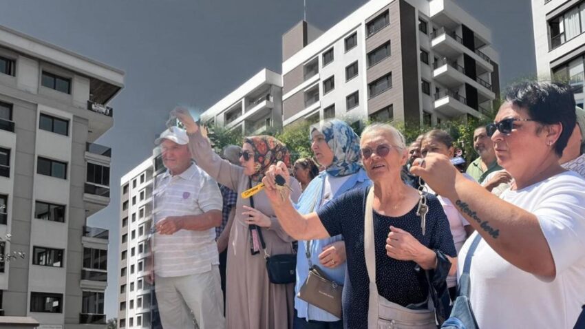 Izmirde kentsel donusum fiyaskosu beceriksizligin faturasi vatandasa kesildi 1CKym294.jpg