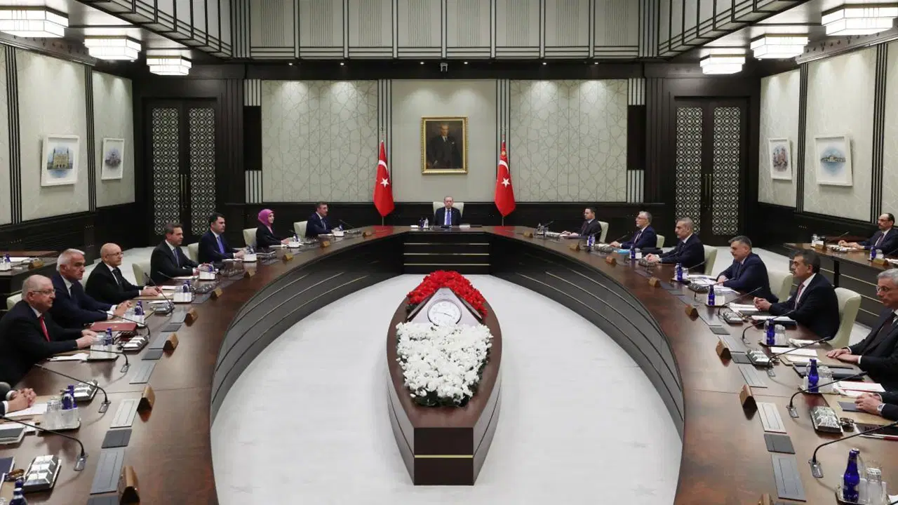Kabine bugün toplanıyor: Erdoğan’ın masasında hangi konu başlıkları var?