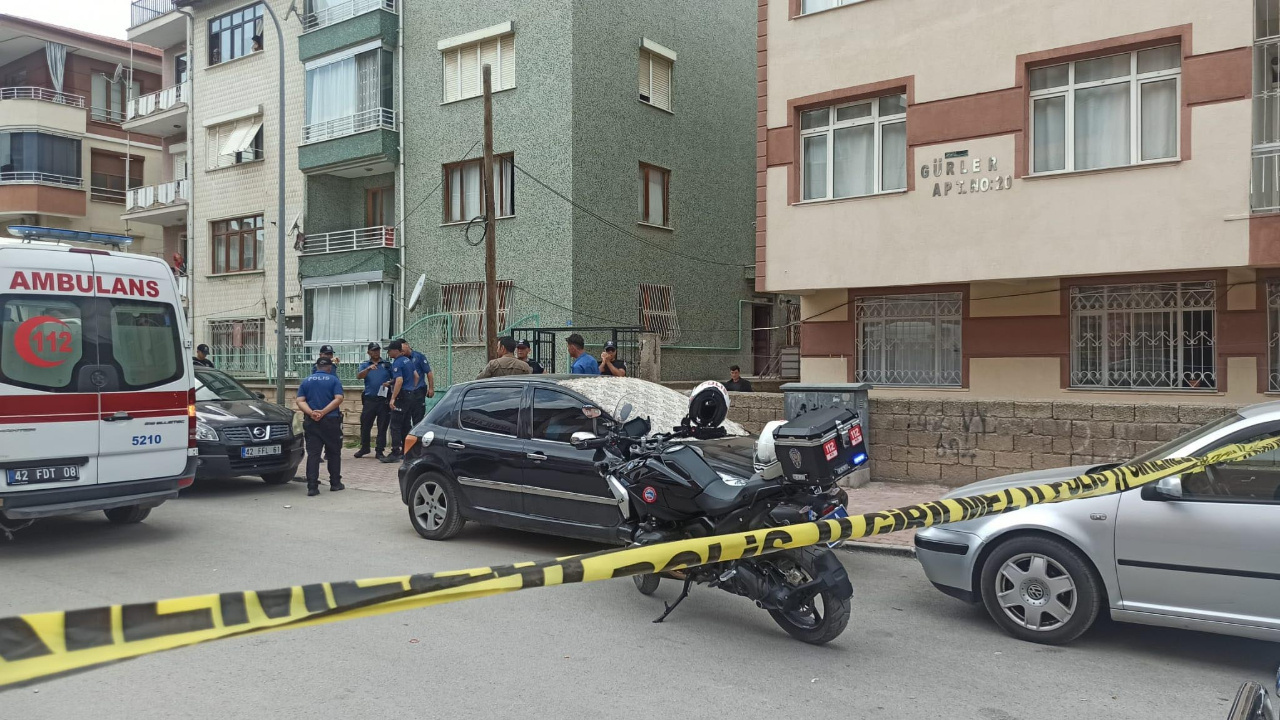 Kan donduran vahşet! Üvey annesini ve kız kardeşini canice katletti
