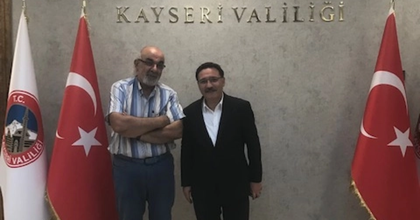 Kayseri valisi cicekten 15 temmuz mesaji SKDISkdD.webp