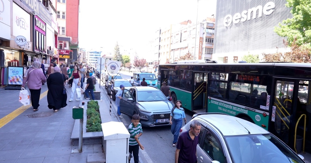 Kayseri zabitasindan toplu tasima denetimi vwWlRhNN.webp