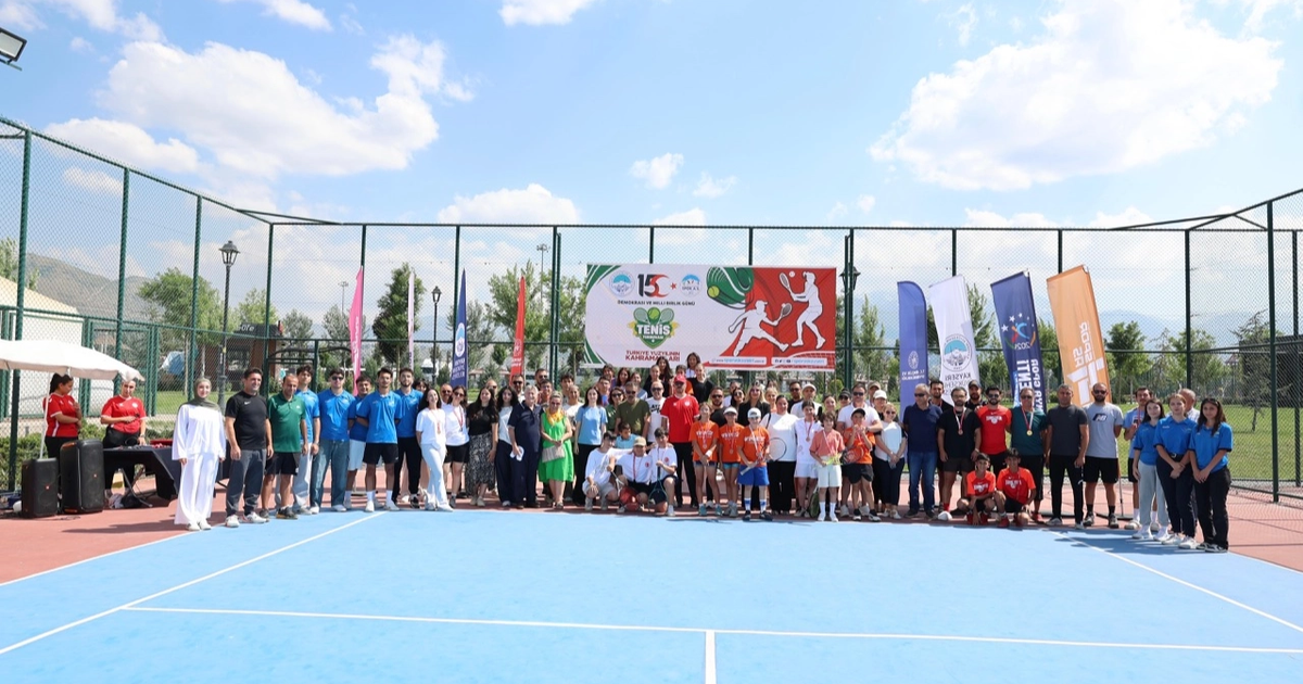 Kayseri’de 15 Temmuz Tenis Turnuvası sona erdi