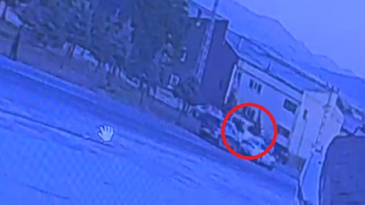 Kayseri’deki minibüs dehşetinin kamera görüntüleri ortaya çıktı! Yardıma koştu canından oldu