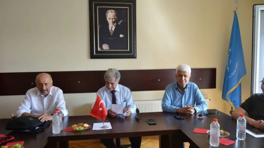 Kibris gazisi dr ahmet zeki bulunctan ada icin uyari kosulsuz muzakere idam sehpasi olur sPTl8hrj.jpg