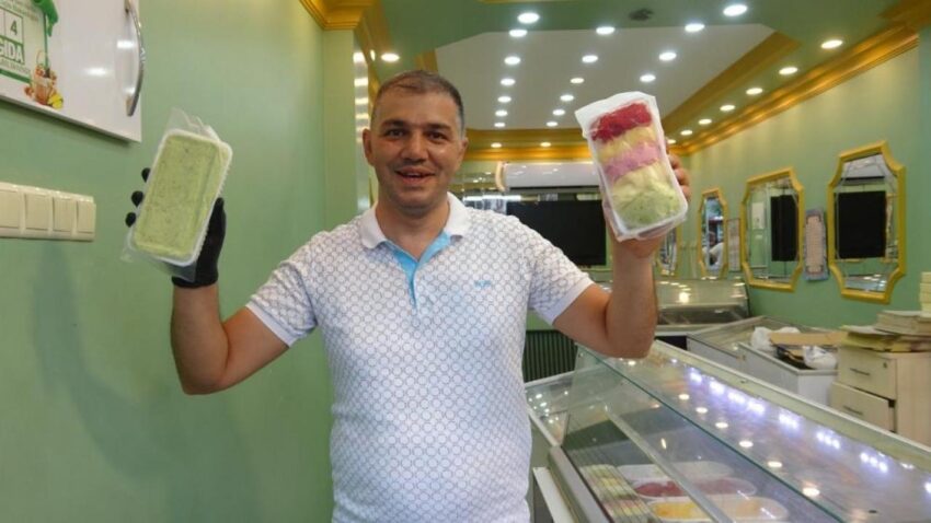 Kilosu 400 lira topu 10 lira RYIEJqn8.jpg