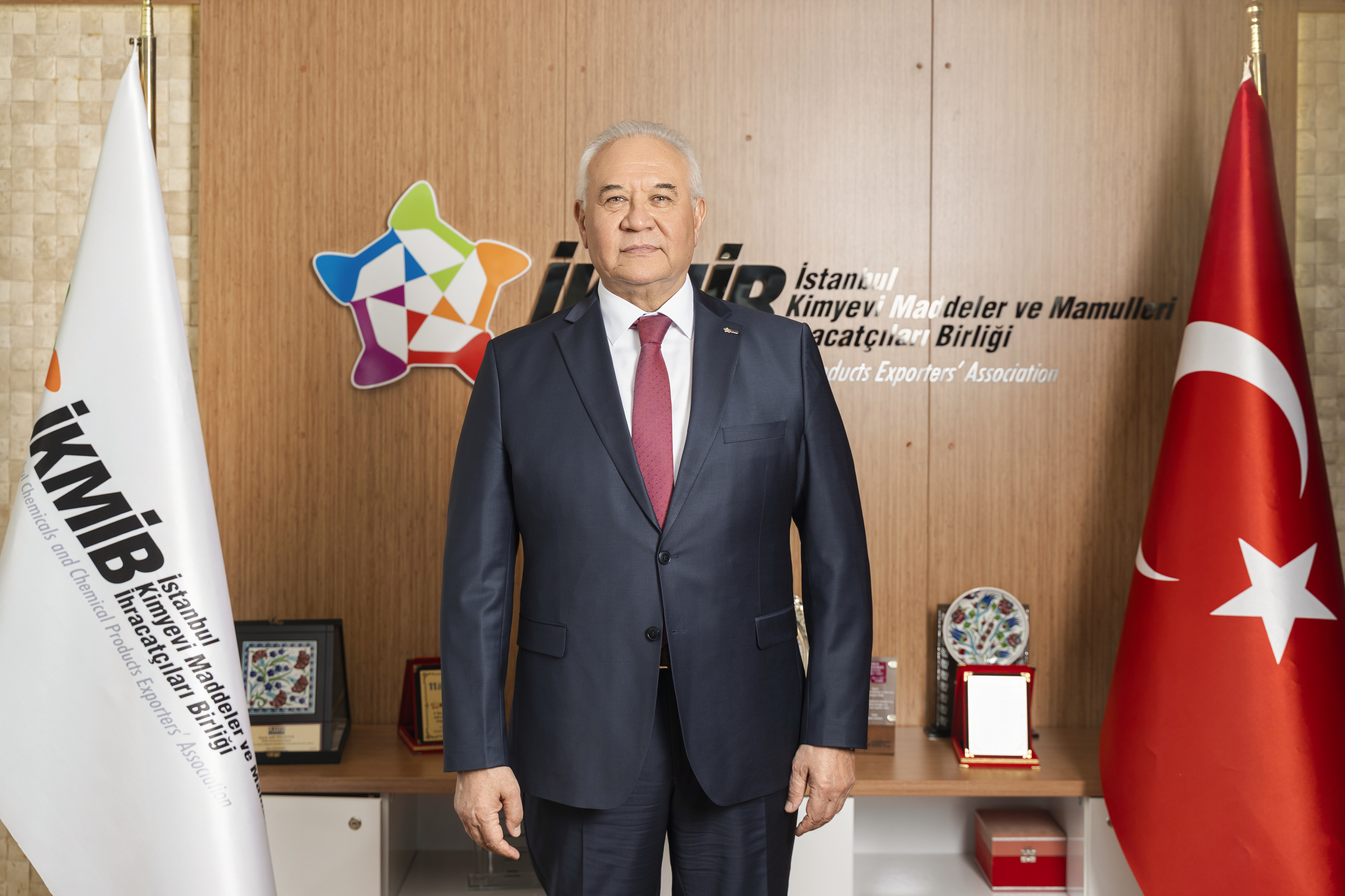 Kimyevi Maddeler ve Mamulleri sektörü ilk yarıyılda 17,1 milyar dolarlık ihracatla Cumhuriyet tarihinin en yüksek ihracatını gerçekleştirdi!