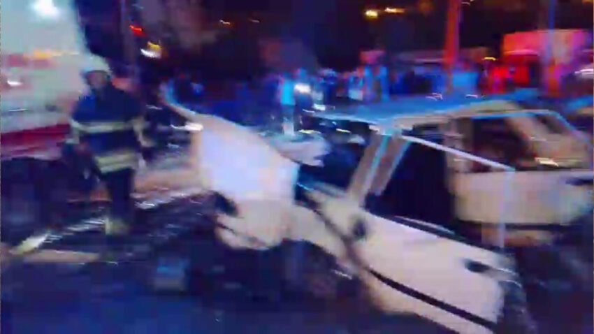 Kirmizi isikta bekleyen otomobile carpti 24 yasindaki surucu hayatini kaybetti AmDUa21e.jpg
