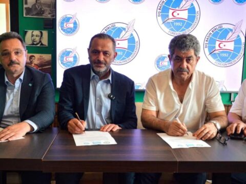 Kktc dis basin birligi timbir ve tdgf arasinda is birligi protokolu imzalandi RLhiEiJE.jpg