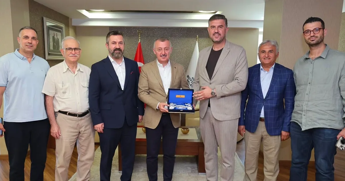 Kocaeli’de Başkan Büyükakın STK temsilcilerini ağırladı