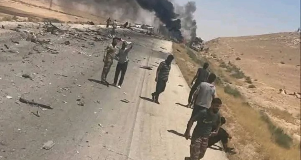 Komşuda katliam gibi kaza: 35 kişi öldü