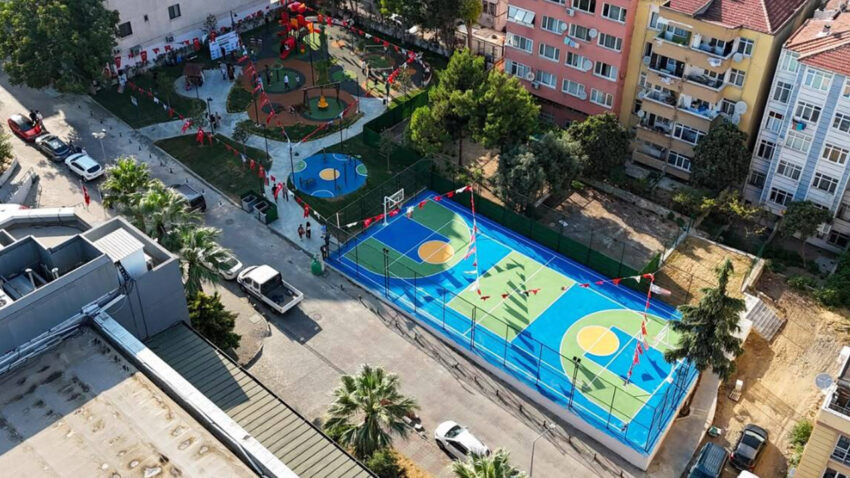 Komsuluk iliskileri gucleniyor vefa parki yenilenen yuzuyle acildi wuzmRKAt.jpg