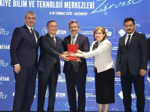 Konya bilim merkezine dijital yayginlastirma odulu QaP7ZOJe.webp