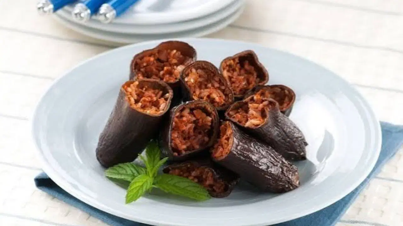 Kuru patlıcan dolmasının sırrı buymuş! İşte en lezzetli tarif