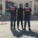 Kusadasi operasyonunda 2 kisi tutuklandi bA48W2Pe.jpg