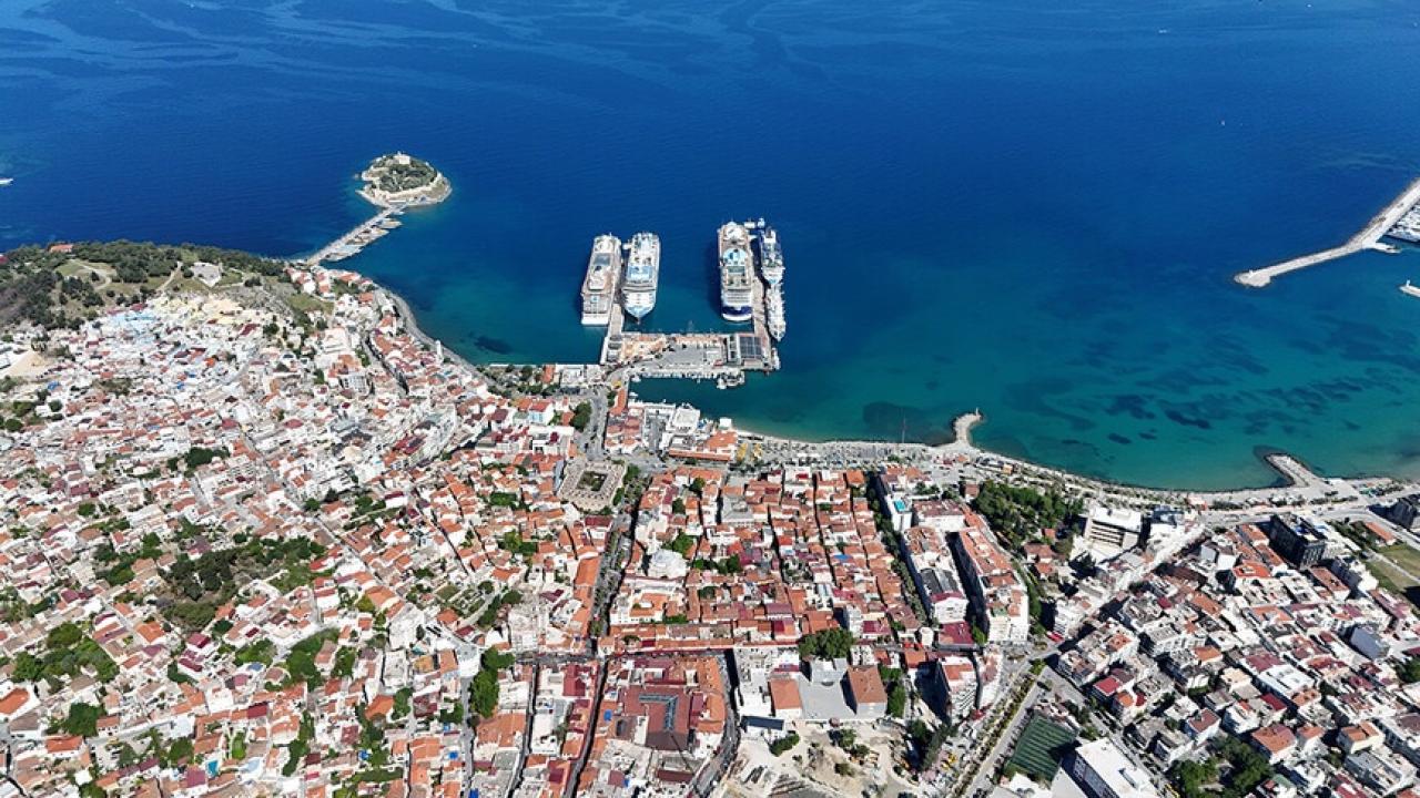 Kusadasi soke isale hatti sozlesmesiyle bolgenin icme suyu ihtiyaci garanti altina alindi u1UKXZAF.jpg